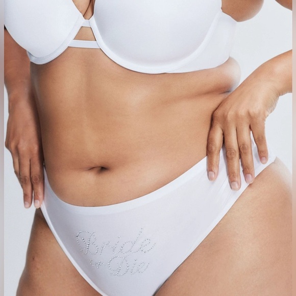 NWT, Savage x fenty NEW MICROFIBER BRIDAL THONG PANTY, Bride or die, M - Picture 2 of 5